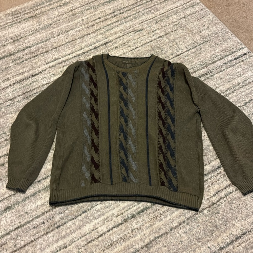 Men’s sweater
